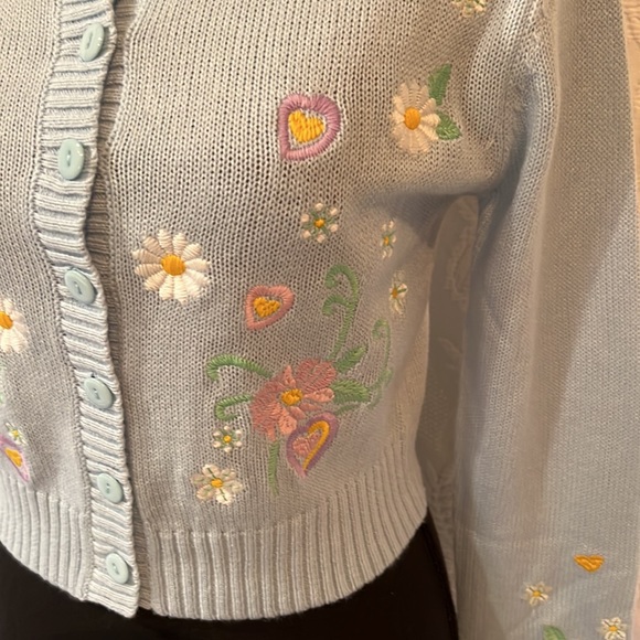 Sugar Thrillz Flower Fields Embroidered Cardigan, size small, NWT - Picture 6 of 16